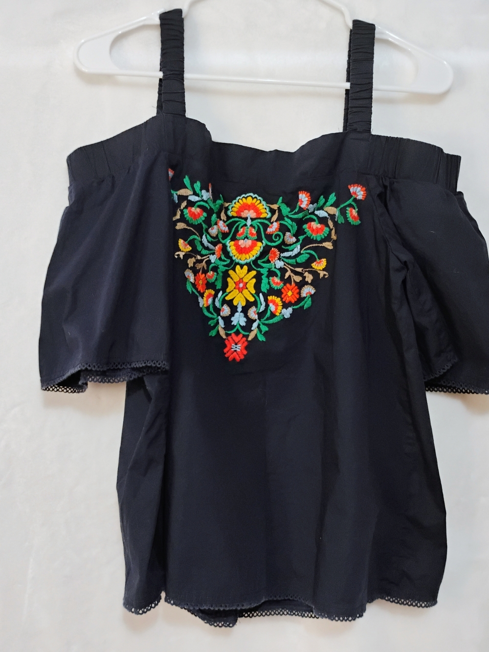 Democracy Sz Medium Navy Blue Off Shoulder Floral Embroidered Boho Top Shirt T